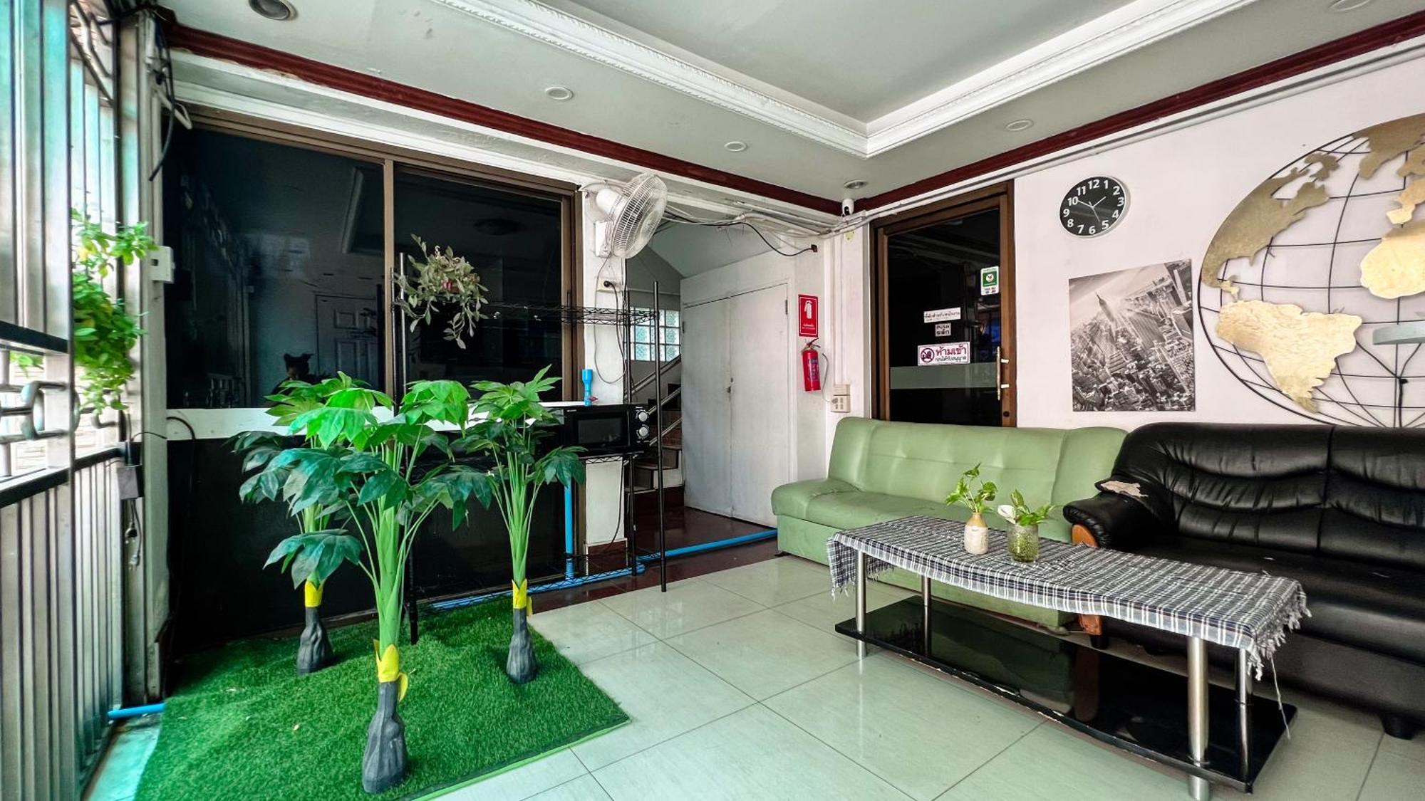 Green Hotel Hotel 3*